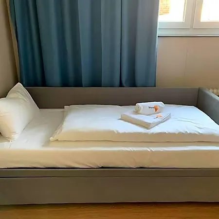Mooncity Hotel & Boardinghouse